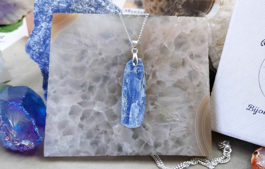 Colliers & Pendentifs reve de bijoux | Tr S Belle Kyanite Bleue (Ou Cyanite)