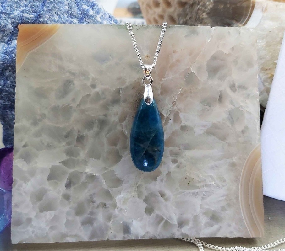 Colliers & Pendentifs reve de bijoux | Une Petite Larme D'Apatite Bleue