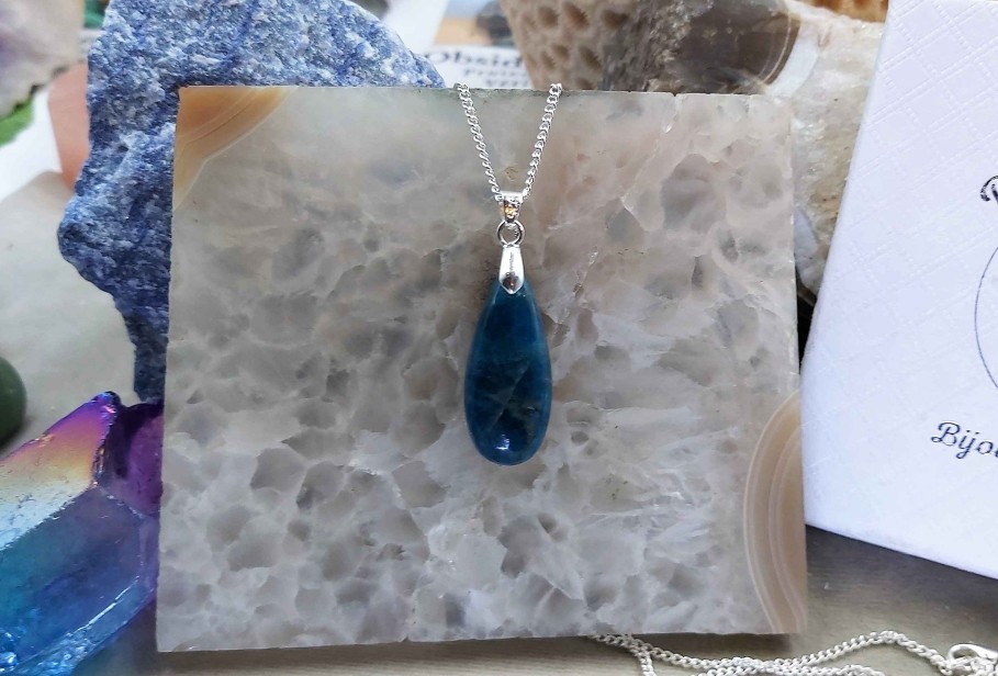 Colliers & Pendentifs reve de bijoux | Une Petite Larme D'Apatite Bleue